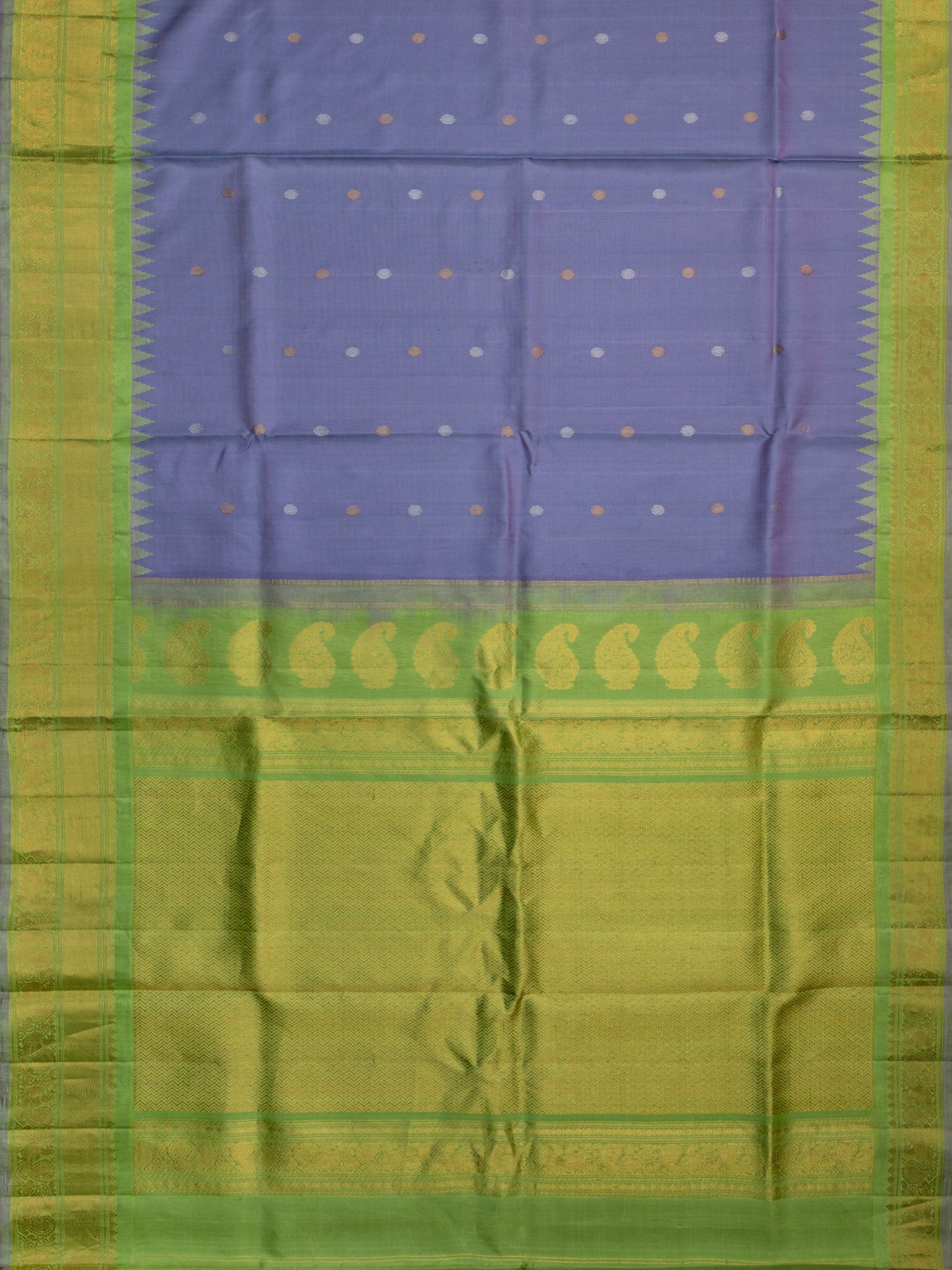 Weaves Gadwal Pattu With Contrast Border With Temple Border With Butta