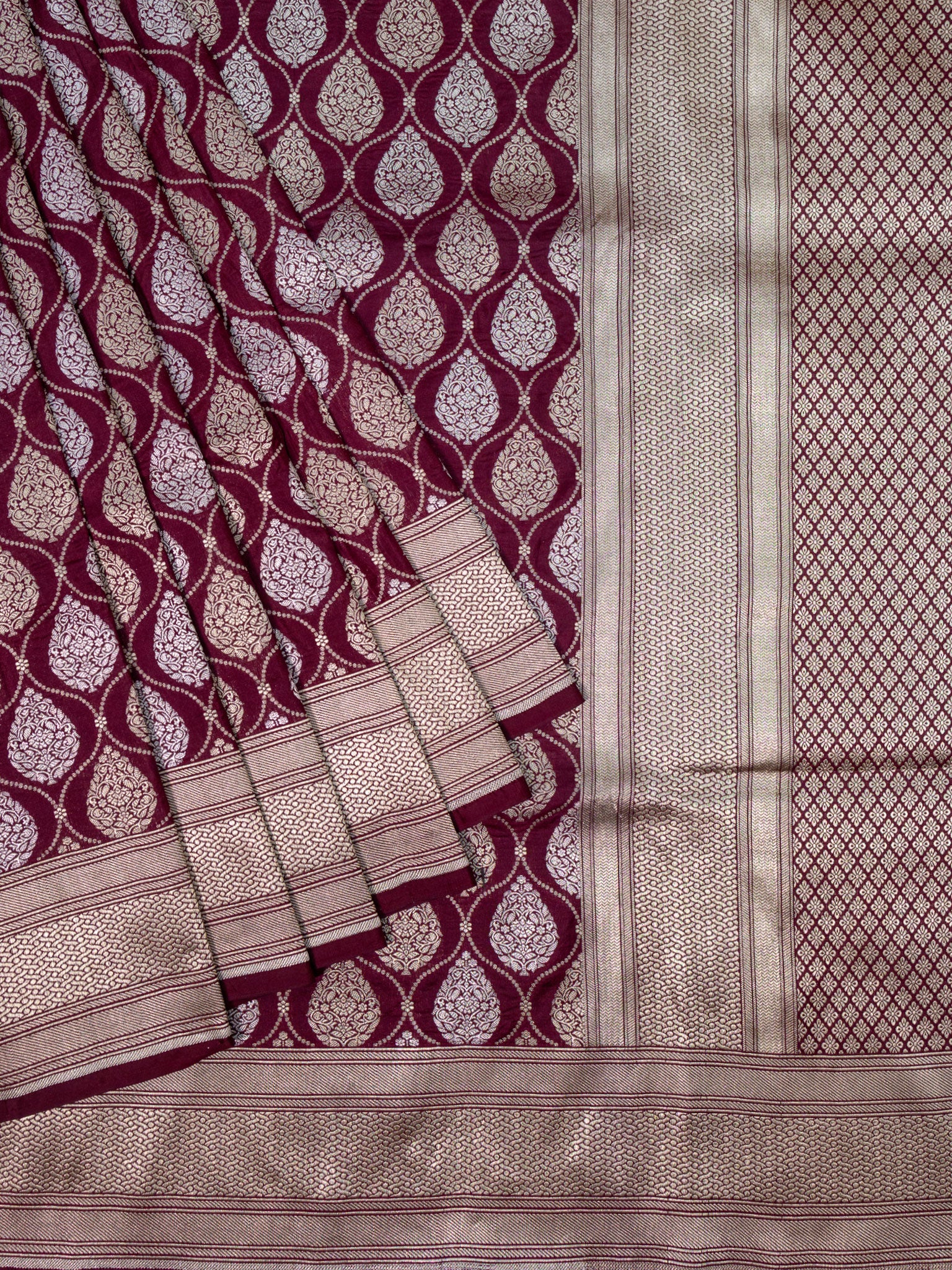 Weaves Banarasi Jaal