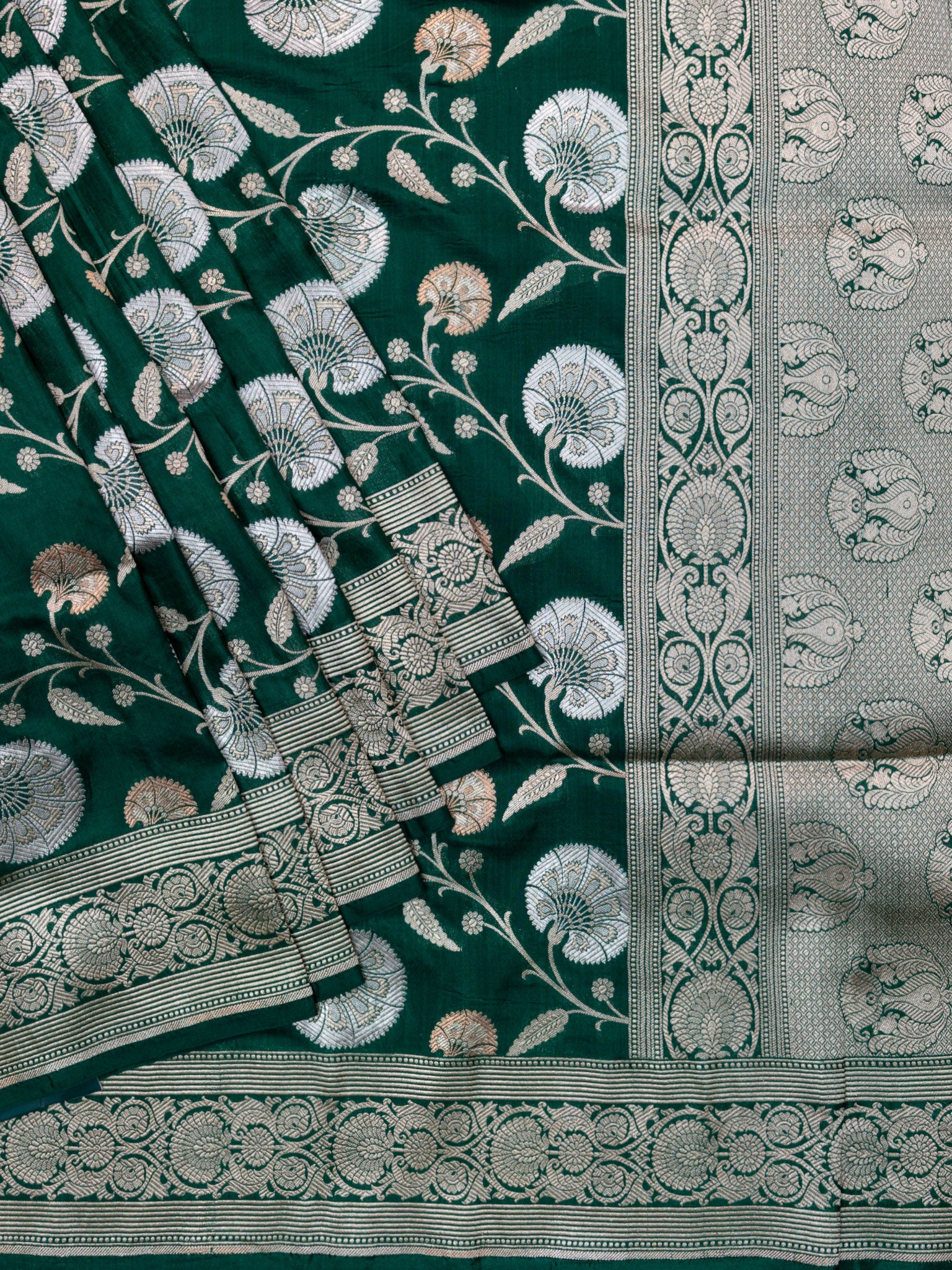 Weaves Banarasi Jaal