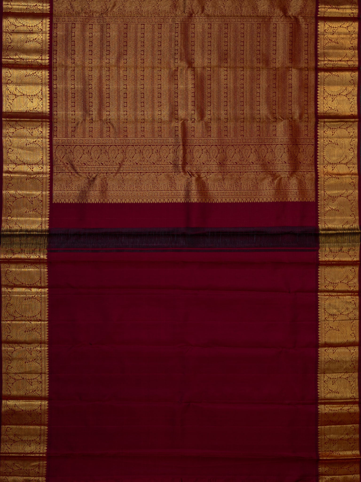 Kanjeevaram Kanchi Pattu All Over Butta Zari With Contrast Border (Talambralu) Cream + Maroon