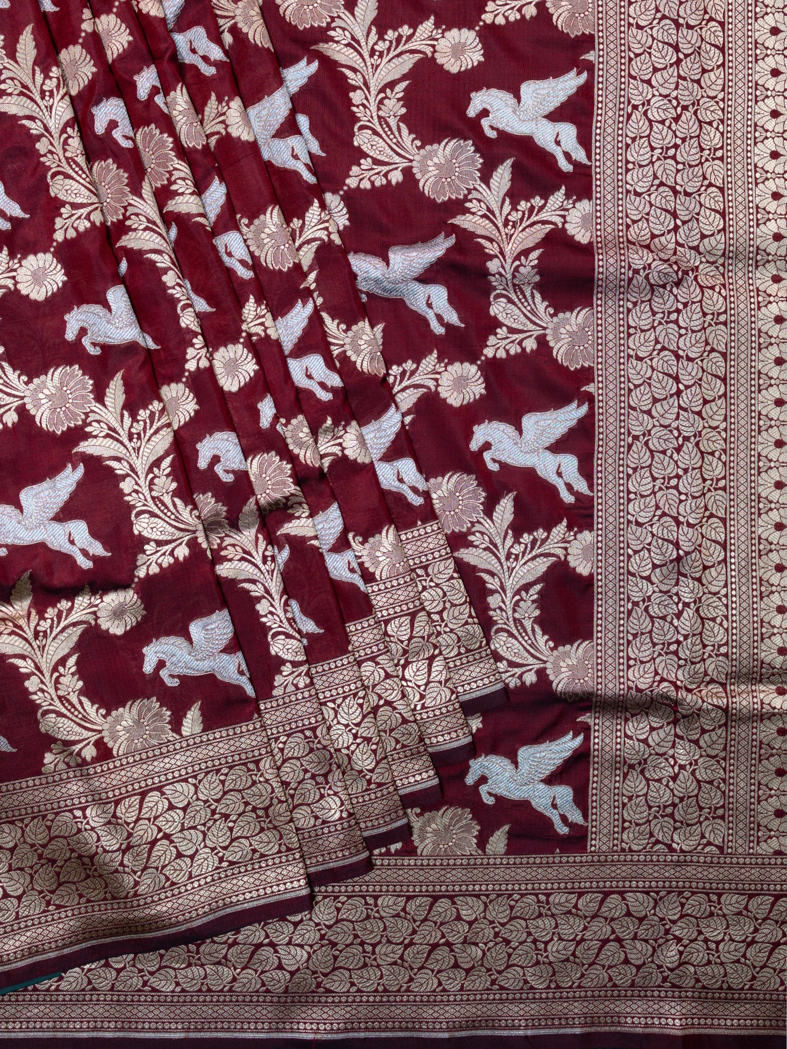 Weaves Banarasi Jaal