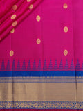 Weaves Gadwal Pattu With Contrast Border With Small Butta