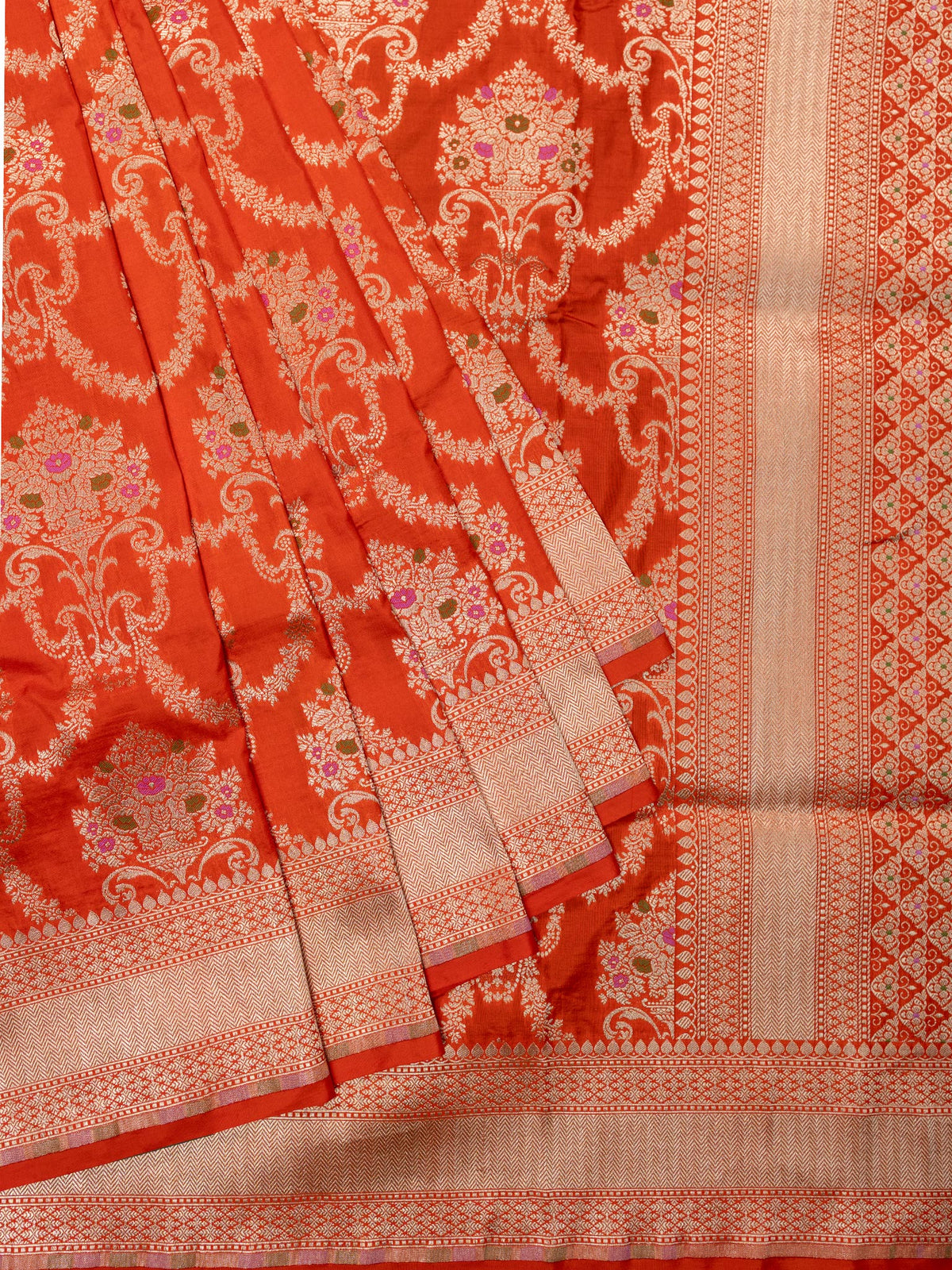 Weaves Banarasi Jaal