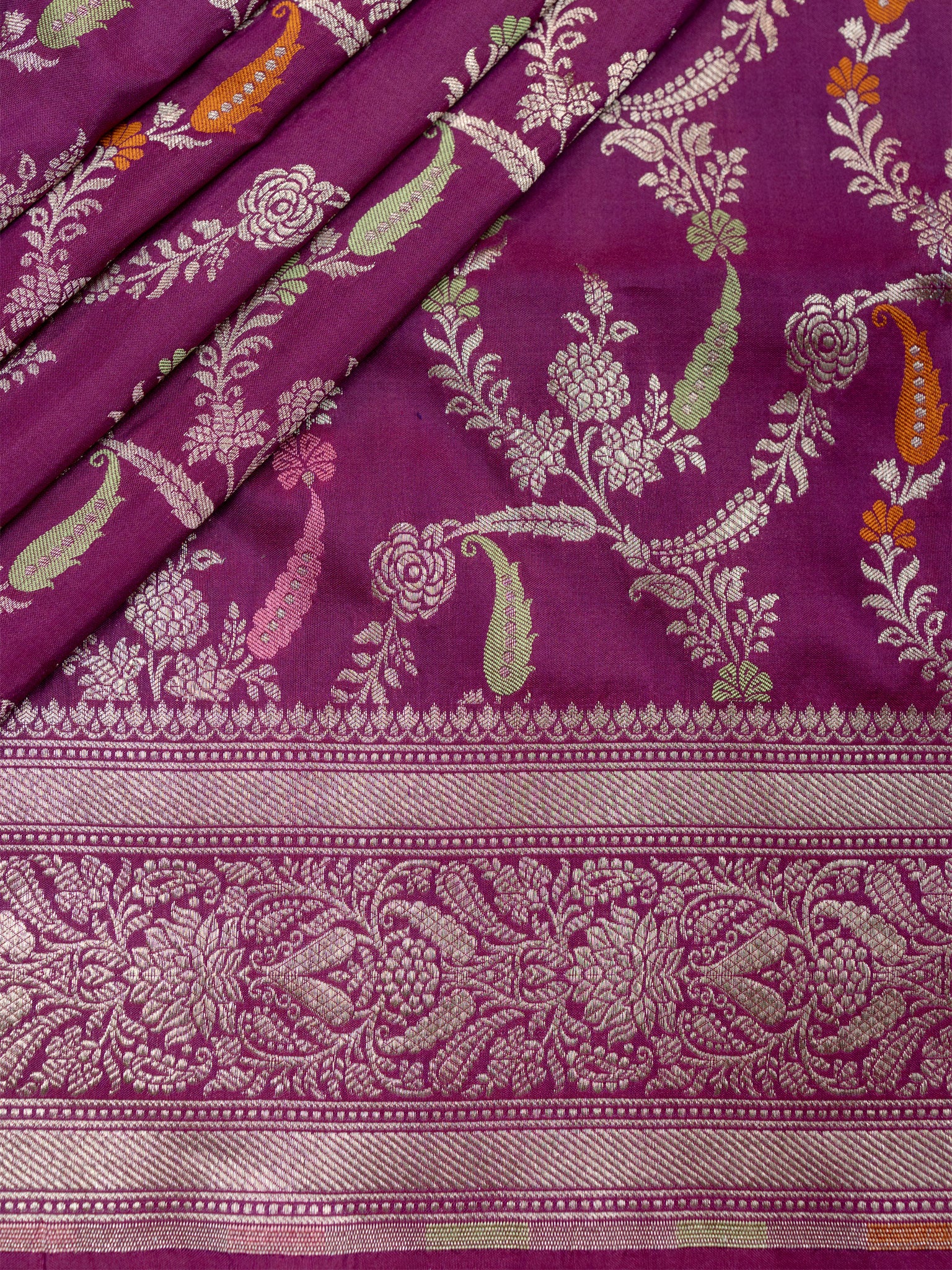 Weaves Banarasi Jaal