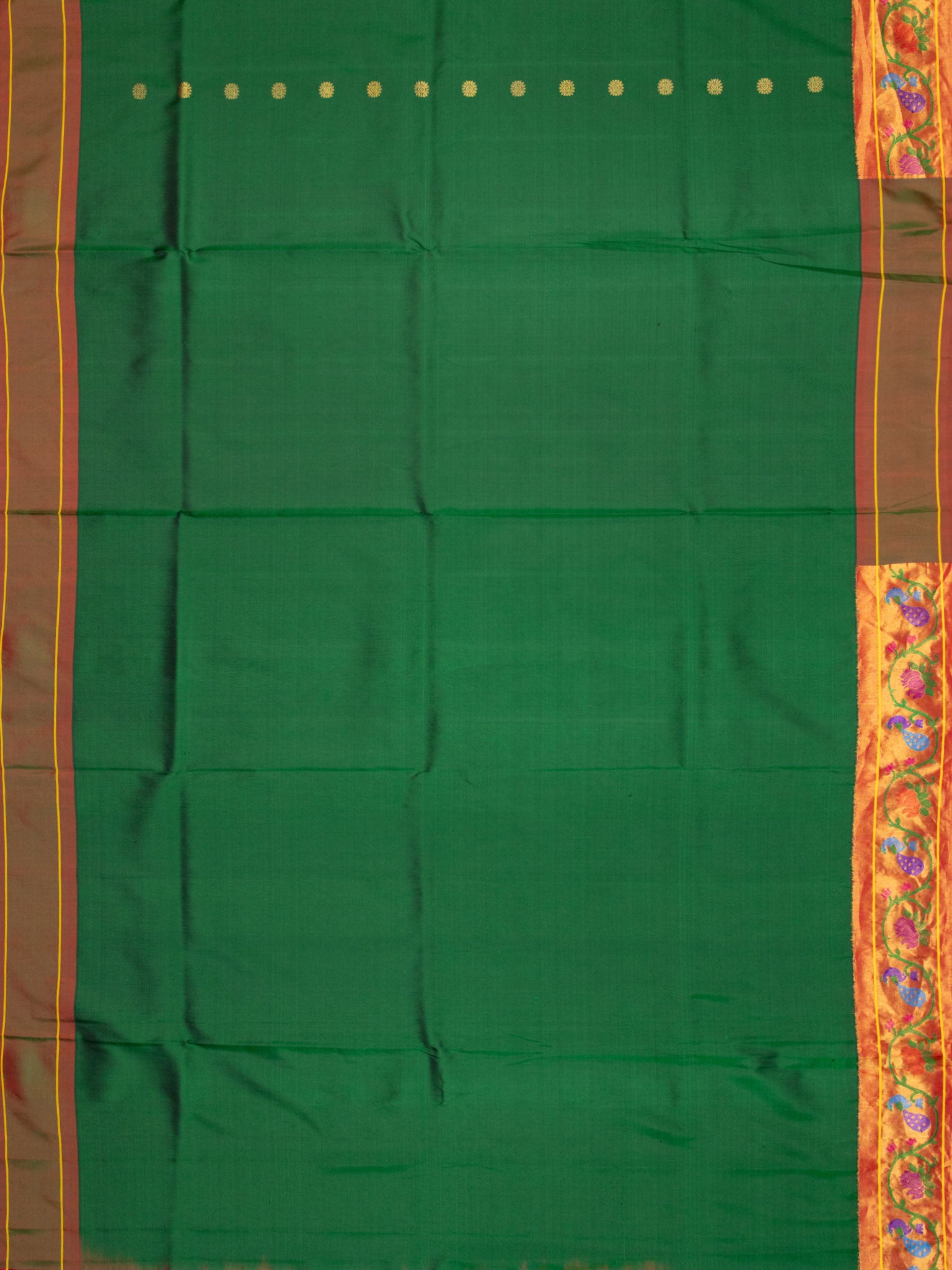 Weaves Paithani Saree With Contrast Border