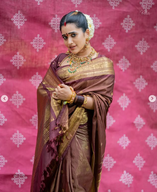 Bridal Kanjeevaram Silk Saree in Rich Brown & Gold