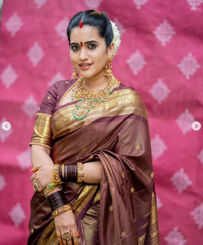 Bridal Kanjeevaram Silk Saree in Rich Brown & Gold